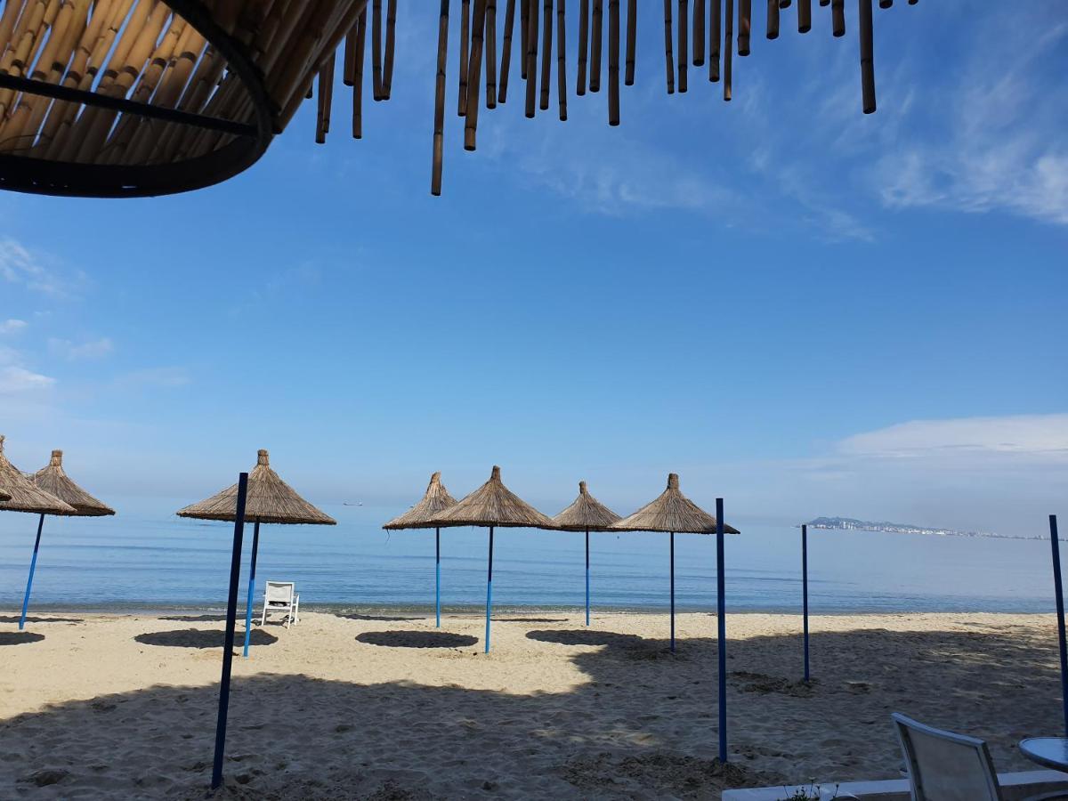 Risus Hotel Golem  Dış mekan fotoğraf