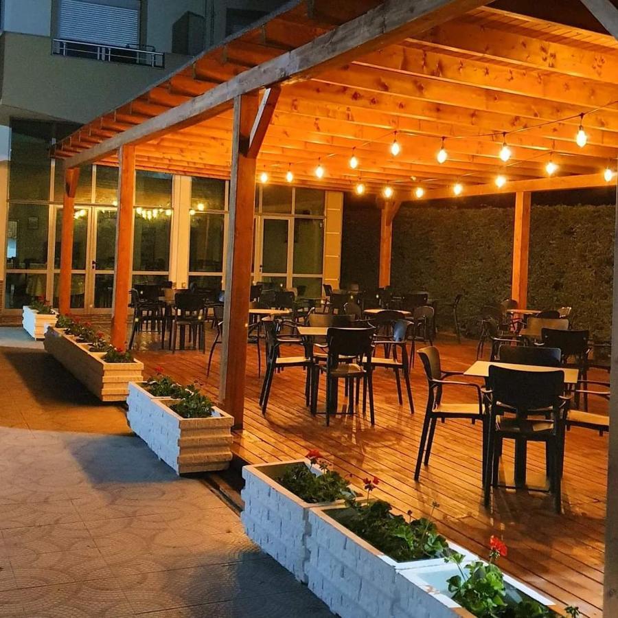 Risus Hotel Golem  Dış mekan fotoğraf