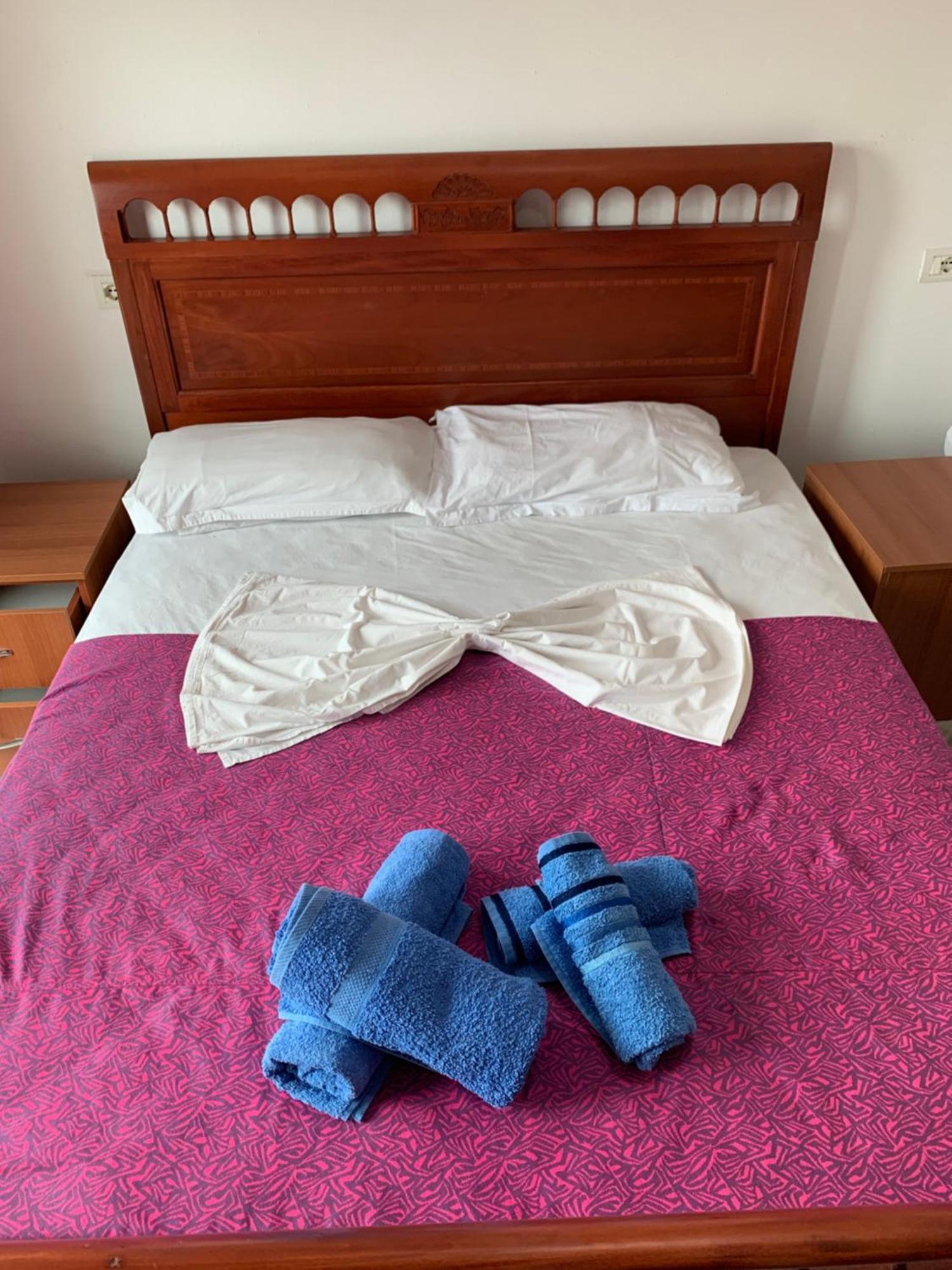Risus Hotel Golem  Dış mekan fotoğraf