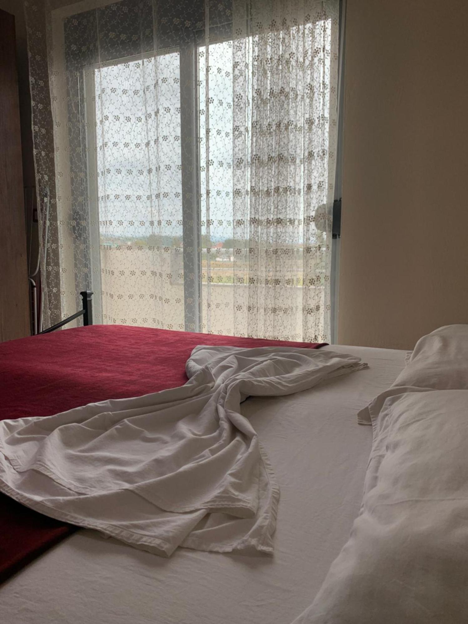 Risus Hotel Golem  Dış mekan fotoğraf
