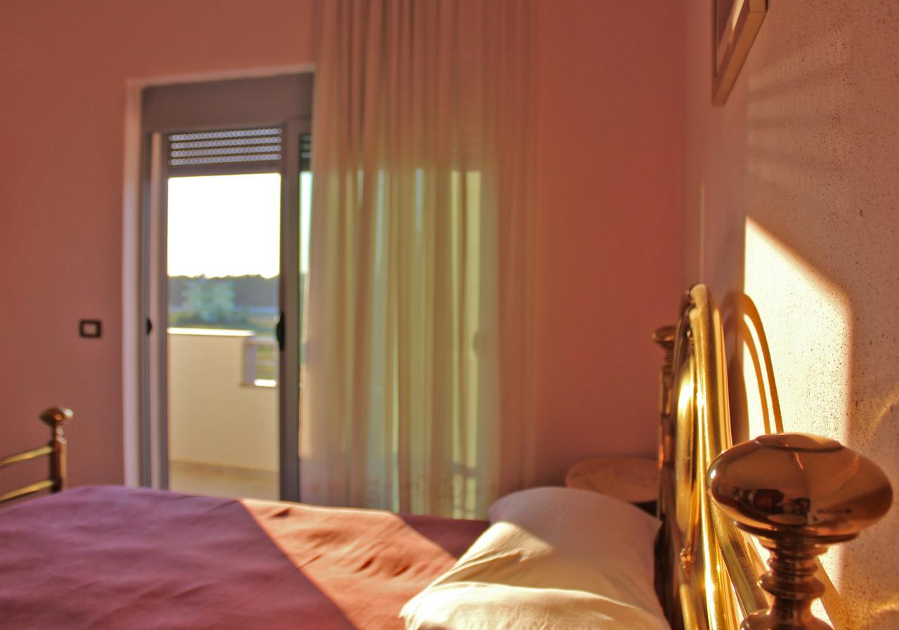 Risus Hotel Golem  Dış mekan fotoğraf